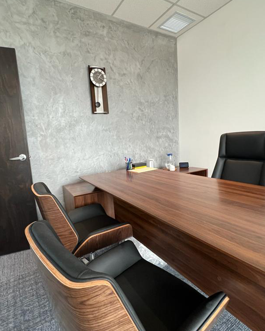 Mesa de trabajo 9