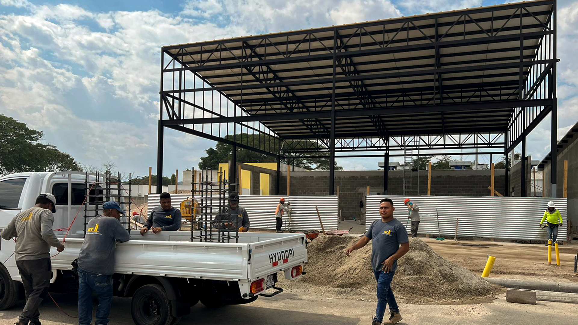 mamba_Mesa de trabajo 1